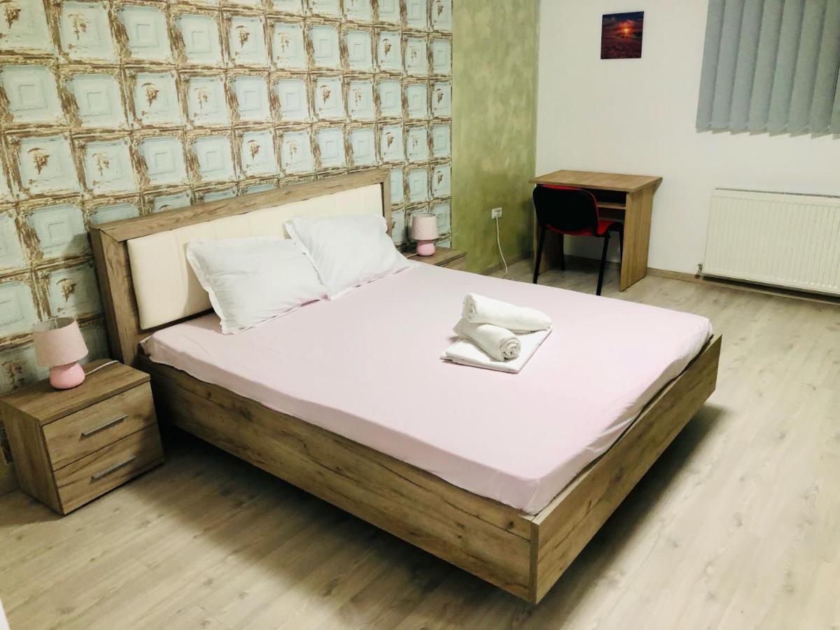 Central Park - Big Apartment - 3 Rooms - Free Parking T5 Тимишоара Екстериор снимка