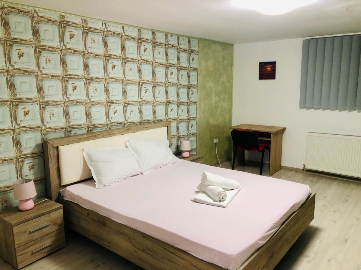 Central Park - Big Apartment - 3 Rooms - Free Parking T5 Тимишоара Екстериор снимка