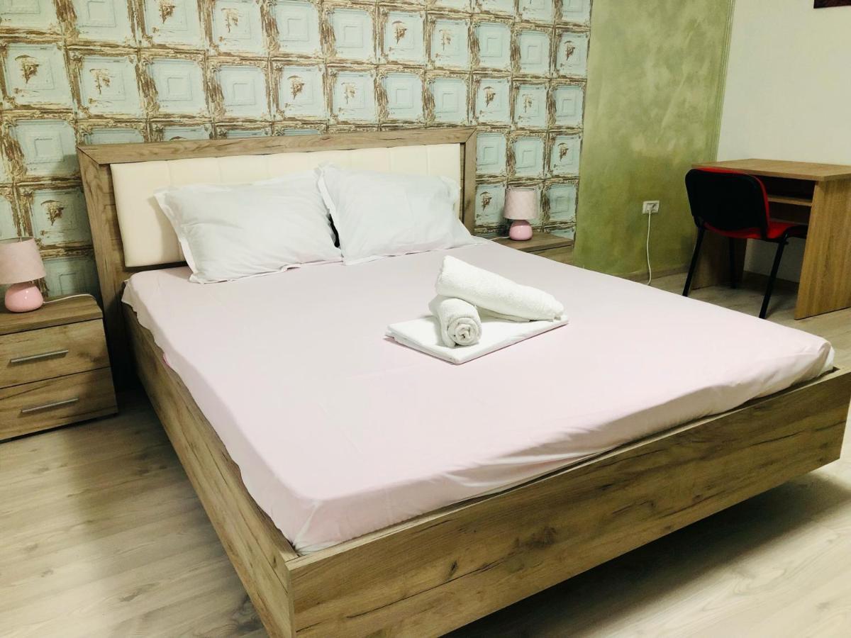 Central Park - Big Apartment - 3 Rooms - Free Parking T5 Тимишоара Екстериор снимка